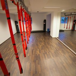 Sling-Training, Personal-Training, EMS-Training und viele weitere Trainingsmethoden bieten wir bei EAST INN Sports in Innsbruck an. 