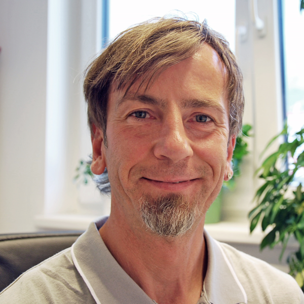 Professionelle Physiotherapie bei EAST INN Sports Innsbruck mit Enrico Leupold. Enrico Leupold Physiotherapie Innsbruck